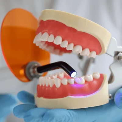 Dentista cerca de Basílica del Voto Nacional en Quito, Ecuador